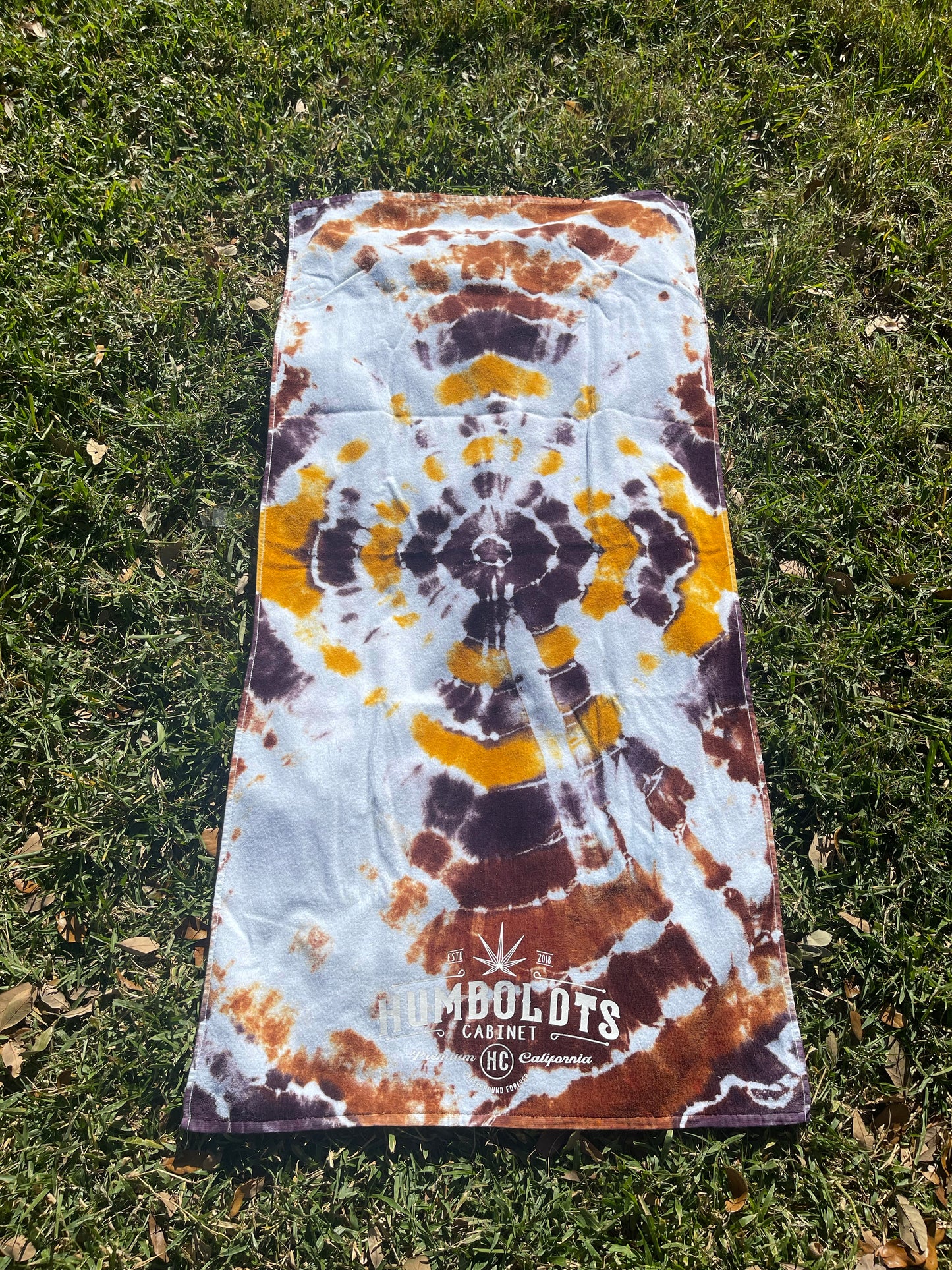 Hand-Dyed Beach Tie-Dye Towel